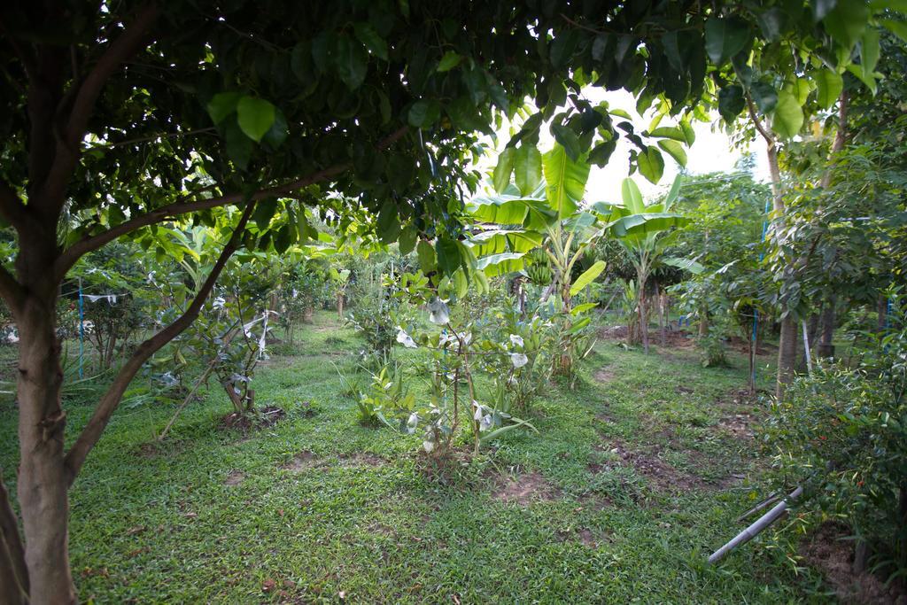 Hora Home Lampang Luaran gambar