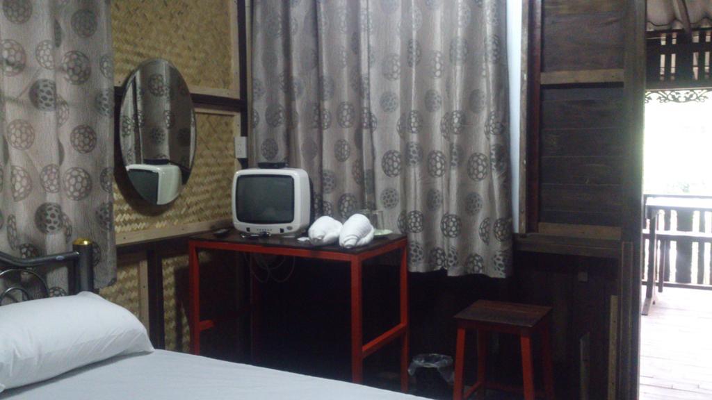 Hora Home Lampang Luaran gambar
